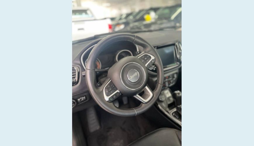 JEEP COMPASS 2.0 16V DIESEL LIMITED 4X4 AUT. - BRANCO - 2021 Foto 10 (Grande)