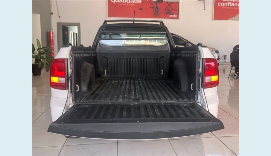 VOLKSWAGEN SAVEIRO 1.6 MSI TRENDLINE CS 8V FLEX 2P MANUAL - BRANCO - 2022 Foto 10 (Grande)