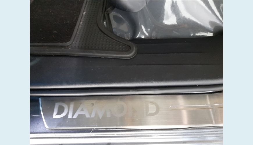TOYOTA HILUX SW4 2.8 SRX DIAMOND 4X4 7 LUGARES 16V TURBO INTERCOOLER DIESEL 4P AUT. - N/D - 2020 Foto 10 (Grande)