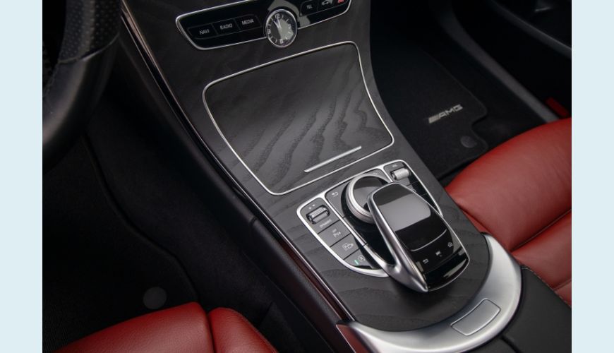 MERCEDES-BENZ C 300 2.0 CGI SPORT 9G-TRONIC - BRANCO - 2019 Foto 10 (Grande)