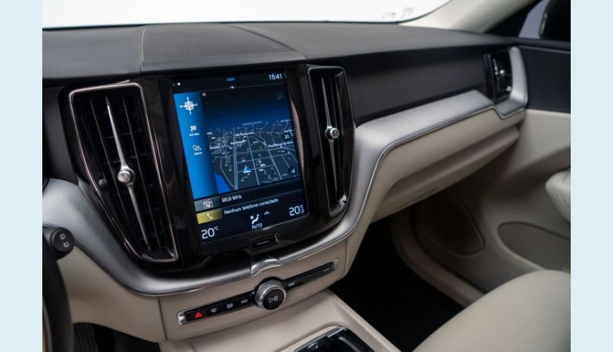 VOLVO XC60 2.0 T8 HYBRID MOMENTUM AWD GEARTRONIC - PRETO - 2020 Foto 10 (Grande)