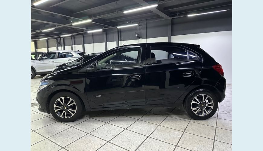 CHEVROLET ONIX 1.4 MPFI LTZ 8V FLEX 4P AUT. - N/D - 2016 Foto 10 (Grande)