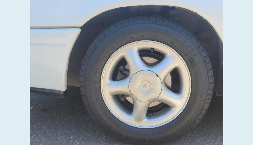 CHEVROLET KADETT GLS - BRANCO - 1998 Foto 10 (Grande)