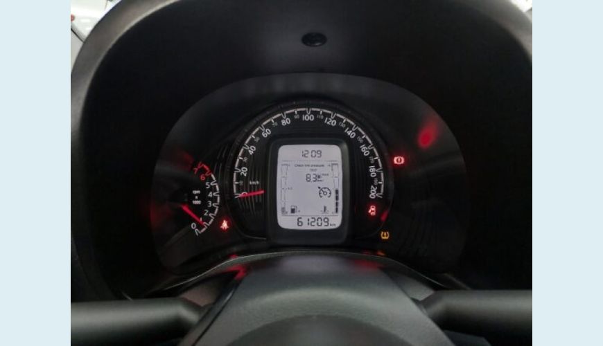 FIAT MOBI 1.0 EVO FLEX LIKE. MANUAL - PRATA - 2023 Foto 10 (Grande)