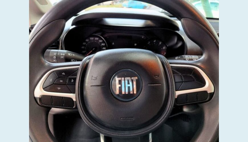 FIAT ARGO TREKKING 1.3 8V FLEX - PRETO - 2022 Foto 10 (Grande)