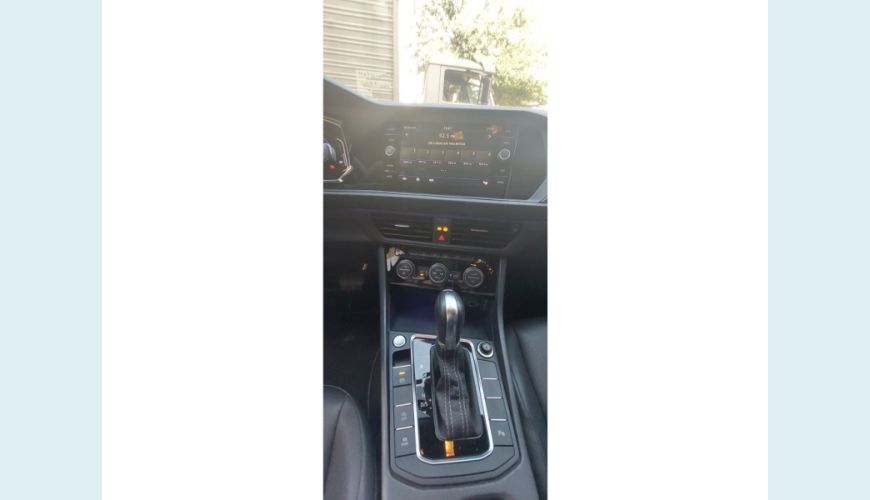 VOLKSWAGEN JETTA 1.4 250 TSI TOTAL FLEX R-LINE TIPTRONIC - N/D - 2019 Foto 10 (Grande)