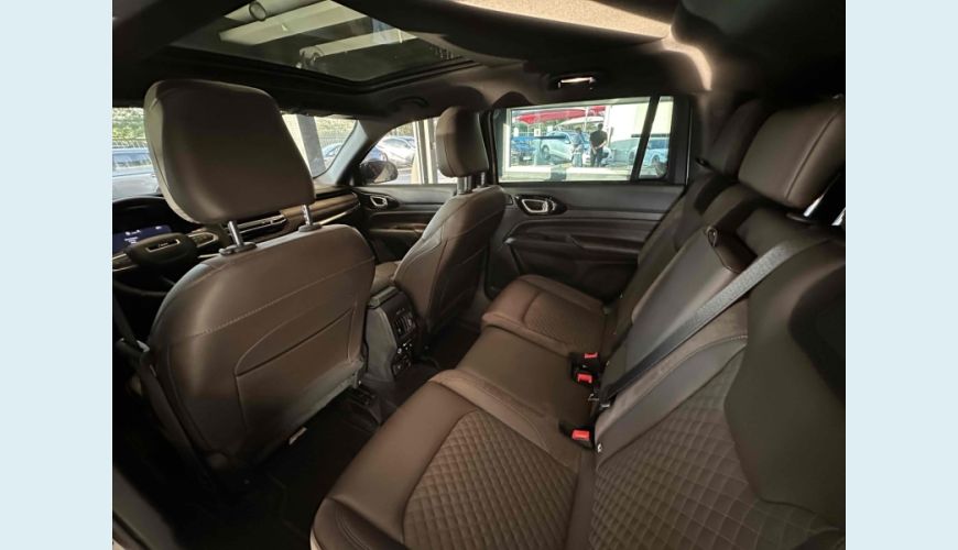 JEEP COMMANDER 2.0 TD380 TURBO DIESEL OVERLAND AT9 - N/D - 2022 Foto 10 (Grande)