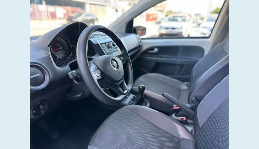 VOLKSWAGEN UP 1.0 170 TSI TOTAL FLEX XTREME 4P MANUAL - N/D - 2020 Foto 10 (Grande)