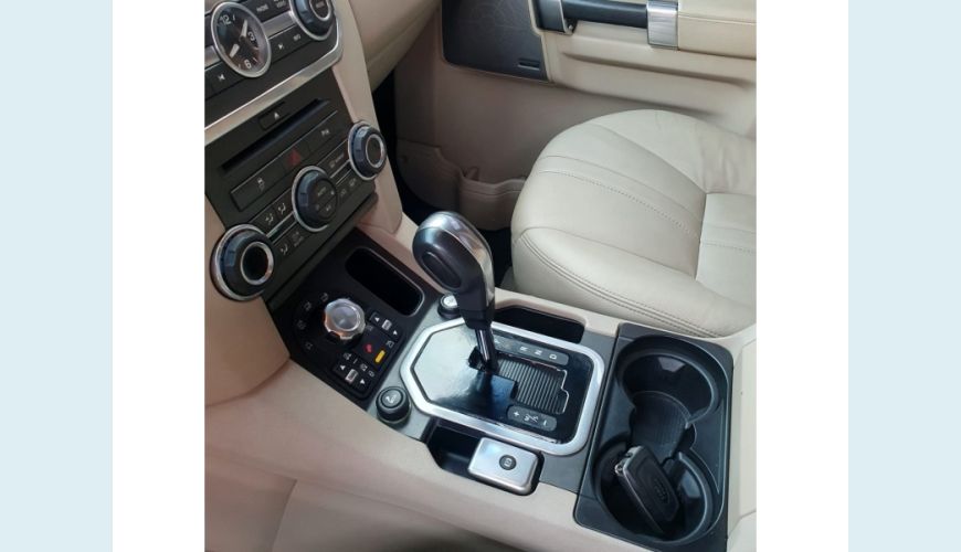 LAND ROVER DISCOVERY 4 3.0 HSE 4X4 V6 36V TURBO DIESEL 4P AUT. - VERDE - 2011 Foto 10 (Grande)