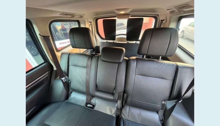 MITSUBISHI PAJERO 3.2 HPE 4X4 7 LUGARES 16V TURBO INTERCOOLER DIESEL 4P AUT. - CINZA - 2016 Foto 10 (Grande)