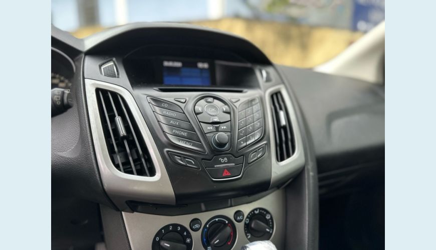 FORD FOCUS 1.6 SE 16V FLEX 4P POWERSHIFT - N/D - 2015 Foto 10 (Grande)