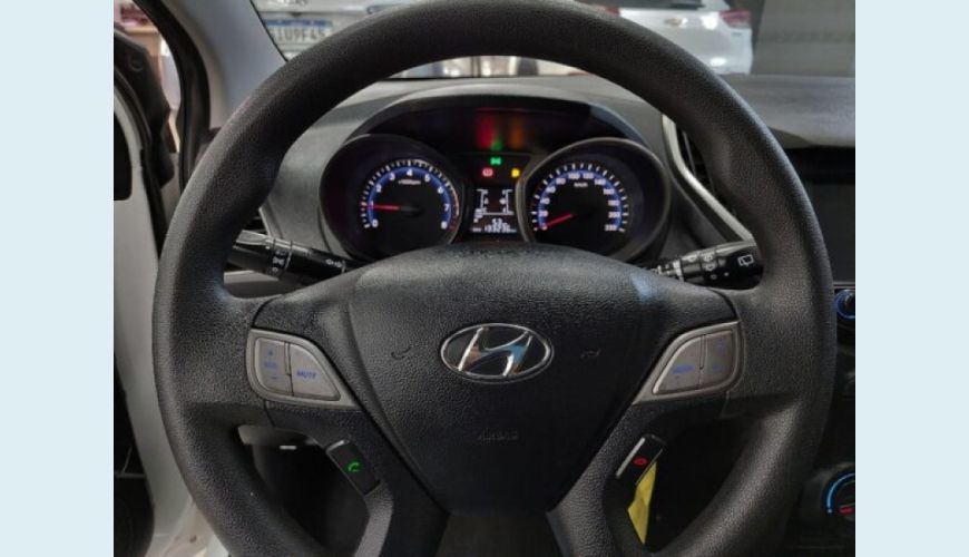 HYUNDAI HB 20 1.6 COMFORT PLUS 16V FLEX 4P MANUAL - BRANCO - 2017 Foto 10 (Grande)