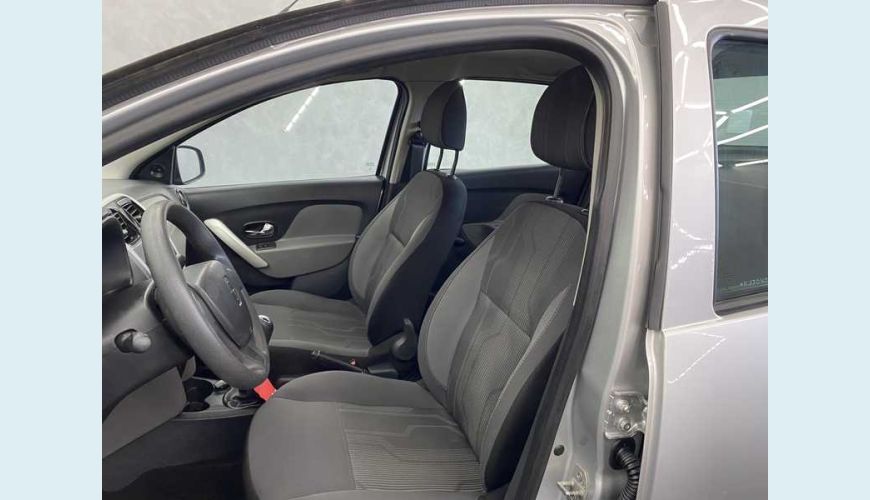 RENAULT LOGAN EXPRESSION 1.6 16V SCE FLEX - PRATA - 2019 Foto 10 (Grande)