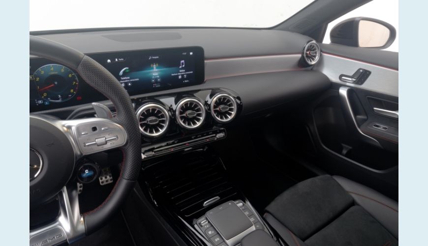 MERCEDES-BENZ A 35 AMG 2.0 CGI SEDAN 4MATIC 7G-DCT - PRETO - 2022 Foto 10 (Grande)