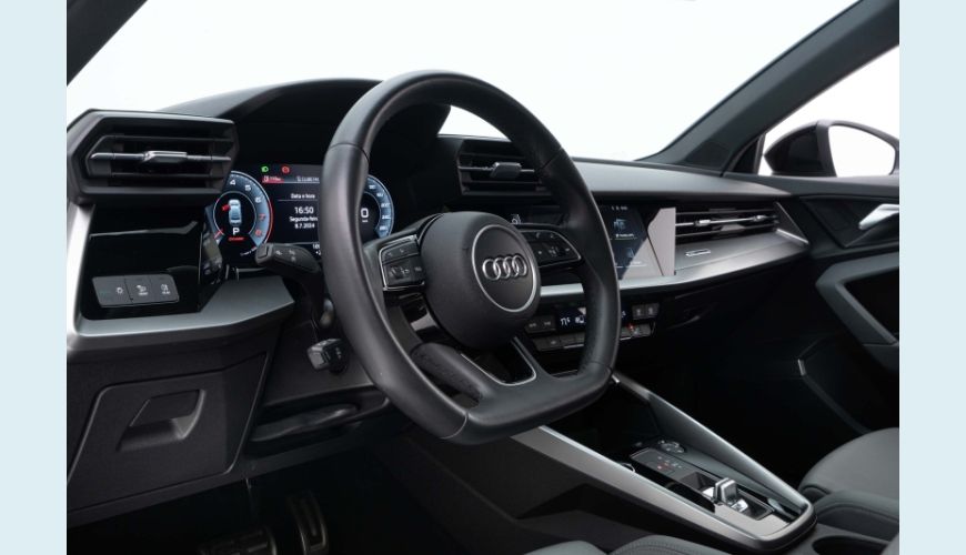 AUDI A3 2.0 40 TFSI MHEV SEDAN PERFORMANCE BLACK S-TRONIC - BRANCO - 2022 Foto 10 (Grande)