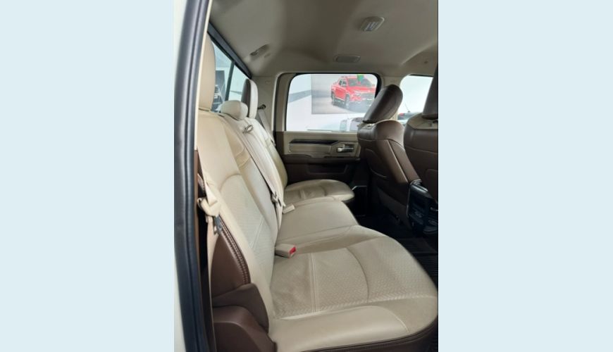 DODGE 2500 6.7 I6 TURBO DIESEL LARAMIE CD 4X4 AUT. - BRANCO - 2021 Foto 10 (Grande)