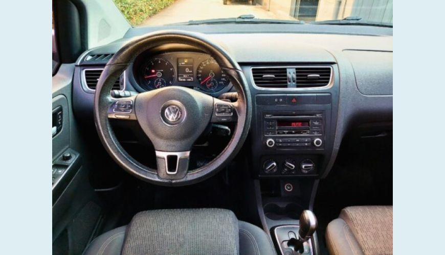 VOLKSWAGEN SPACEFOX 1.6 MI TREND 8V FLEX 4P AUT. - PRATA - 2013 Foto 10 (Grande)