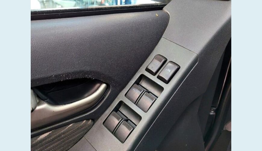CHEVROLET S-10 2.5 LT 4X4 CD 16V FLEX 4P MANUAL - PRETO - 2015 Foto 10 (Grande)