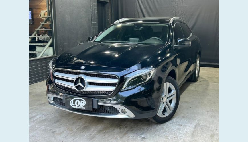MERCEDES-BENZ GLA 200 1.6 CGI ENDURO 16V TURBO FLEX 4P AUT. - N/D - 2016 Foto 10 (Grande)