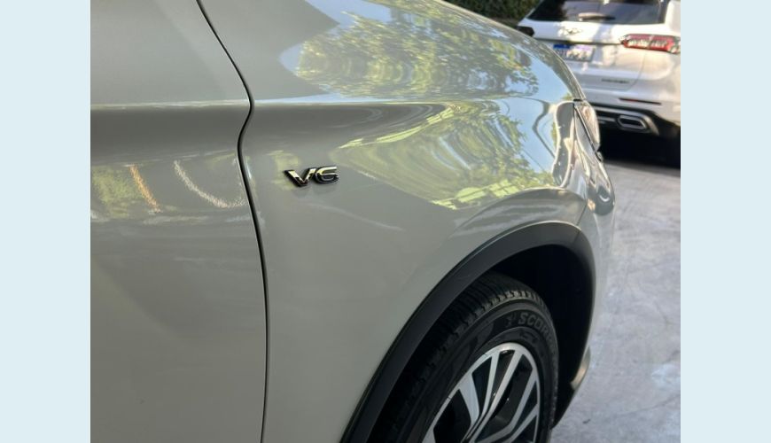 MITSUBISHI OUTLANDER 3.0 GT 4X4 V6 24V 4P AUT. - N/D - 2018 Foto 10 (Grande)