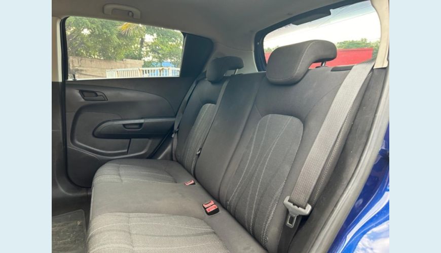 CHEVROLET SONIC 1.6 LT 16V FLEX 4P MANUAL - N/D - 2013 Foto 10 (Grande)