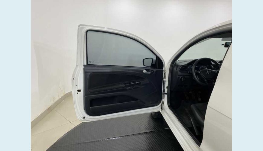 VOLKSWAGEN SAVEIRO ROBUST 1.6 MSI CS FLEX - BRANCO - 2018 Foto 10 (Grande)