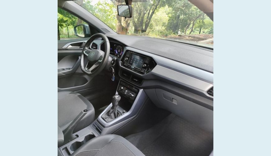 VOLKSWAGEN T-CROSS 200TSI AUT. - PRATA - 2022 Foto 10 (Grande)