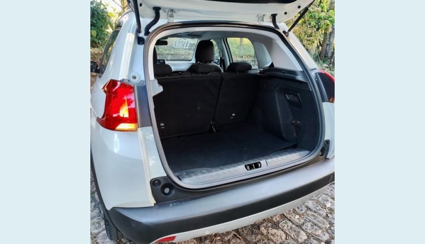 PEUGEOT GRIFFE 2019 AUT. - BRANCO - 2008 Foto 10 (Grande)