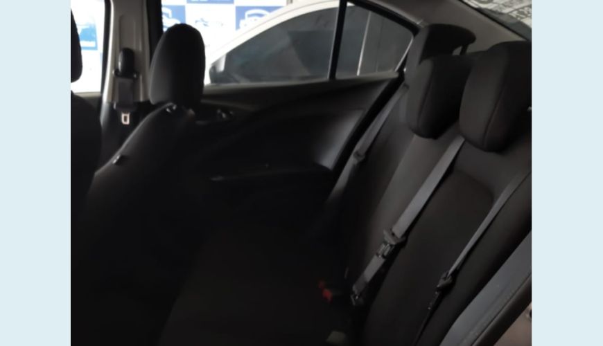FIAT CRONOS DRIVE 1.0 6V FLEX - PRATA - 2023 Foto 10 (Grande)