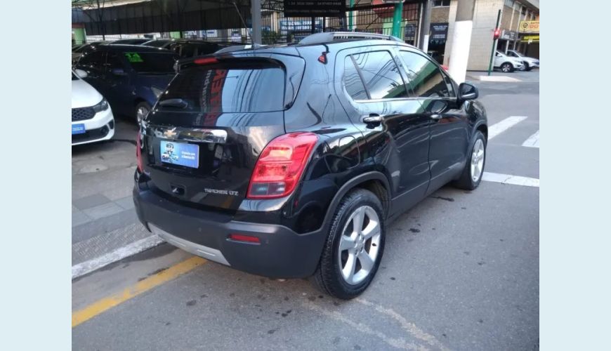CHEVROLET TRACKER 1.8 MPFI LTZ 4X2 16V FLEX 4P AUT. - PRETO - 2016 Foto 10 (Grande)