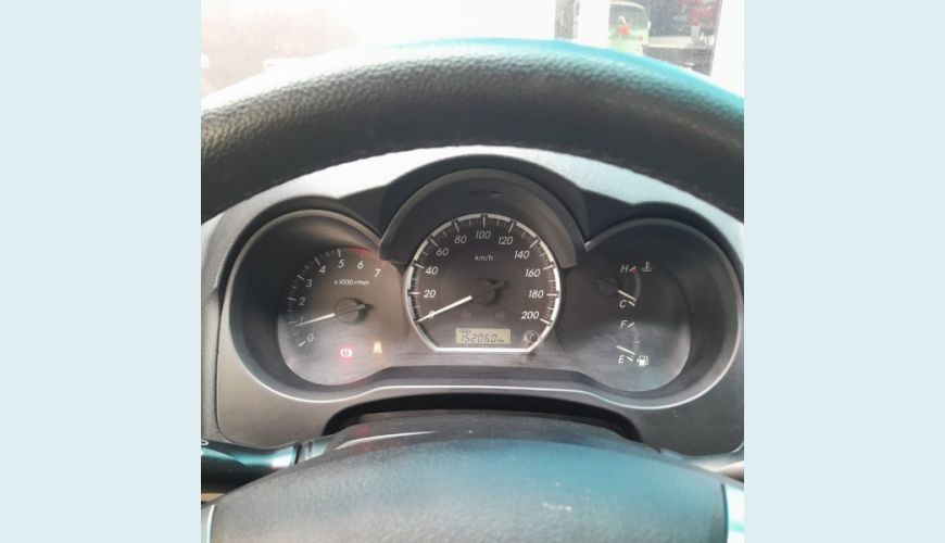 TOYOTA HILUX 2.7 SR 4X2 16V FLEX 4P MANUAL - BRANCO - 2014 Foto 10 (Grande)