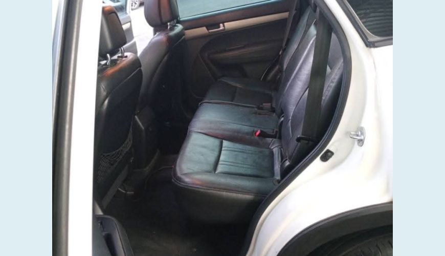 KIA SORENTO 3.5 V6 24V 4X4 AUT. - BRANCO - 2012 Foto 10 (Grande)