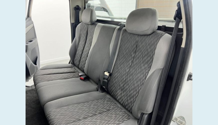 CHEVROLET S-10 CD LT 2.5 4X2 FLEXPOWER - BRANCO - 2013 Foto 10 (Grande)