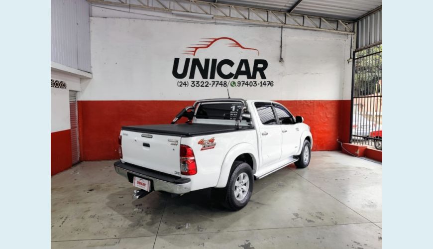 TOYOTA HILUX - BRANCO - 2013 Foto 10 (Grande)