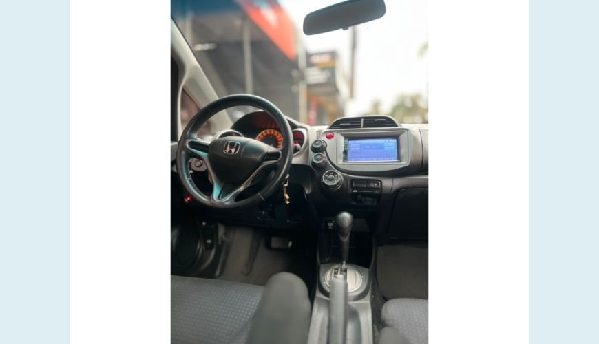 HONDA FIT - PRETO - 2011 Foto 10 (Grande)