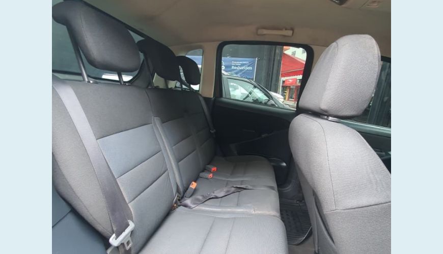 FIAT IDEA ATTRACTIVE 1.4 FIRE FLEX 8V 5P - BEGE - 2014 Foto 10 (Grande)