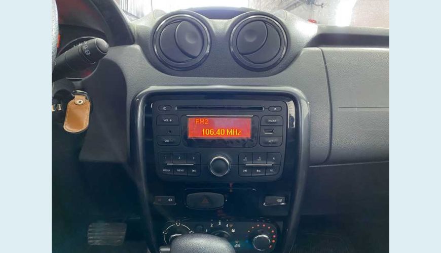 RENAULT DUSTER 2.0 16V DYNAMIQUE FLEXAUT. - PRATA - 2014 Foto 10 (Grande)