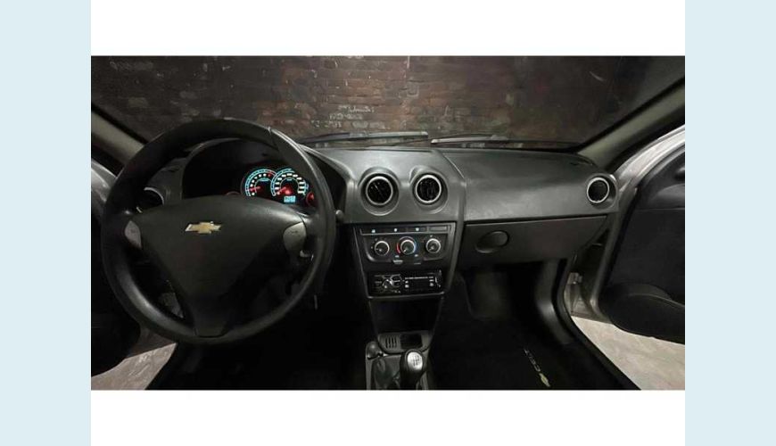 CHEVROLET CELTA LT 1.0 FLEX - PRATA - 2014 Foto 10 (Grande)