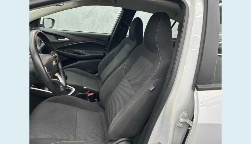CHEVROLET ONIX PLUS LT 1.0 - BRANCO - 2023 Foto 10 (Grande)