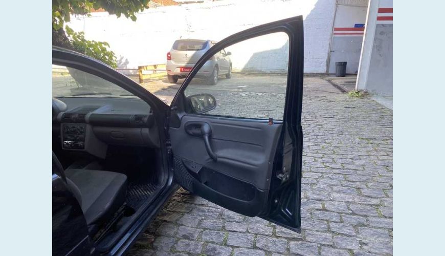 CHEVROLET CLASSIC LS VHC E 1.0 FLEX - PRETO - 2013 Foto 10 (Grande)