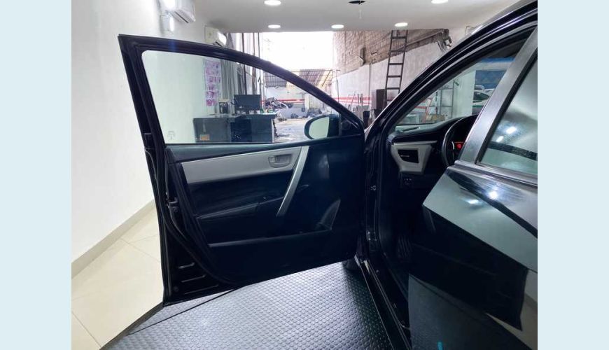 TOYOTA COROLLA 2.0 XEI MULTI-DRIVE S FLEX - PRETO - 2017 Foto 10 (Grande)
