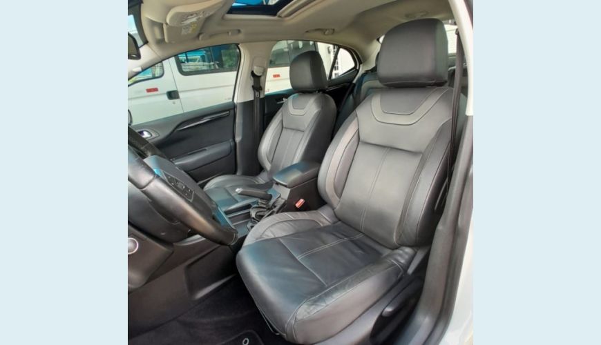 CITROËN C4 1.6 EXCLUSIVE 16V TURBO FLEX 4P AUT. - BRANCO - 2017 Foto 10 (Grande)