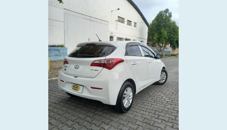 HYUNDAI HB 20 1.0M COMFOR - BRANCO - 2015 Foto 10 (Grande)