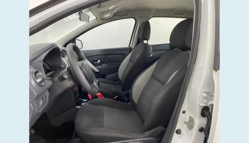 RENAULT SANDERO EXPRESSION 1.6 16V SCE FLEX - BRANCO - 2018 Foto 10 (Grande)