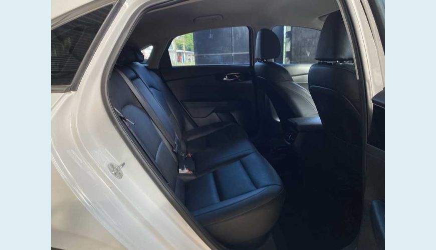 KIA CERATO 2.0 16V SX AUT. FLEX - BRANCO - 2022 Foto 10 (Grande)