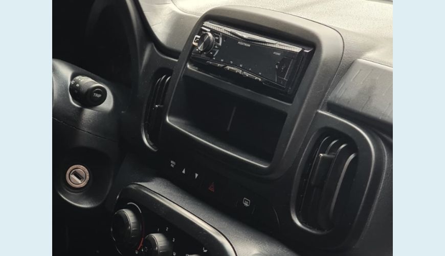 FIAT MOBI LIKE 1.0 FIRE FLEX 5P. - BRANCO - 2023 Foto 10 (Grande)