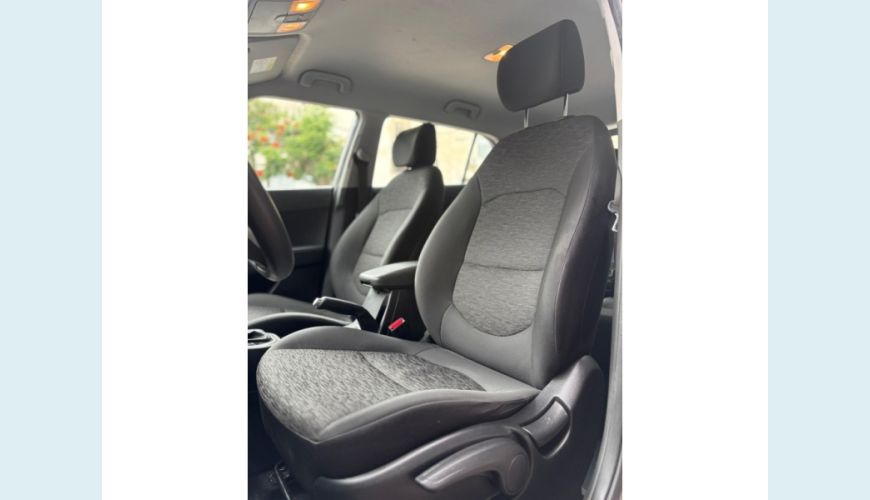HYUNDAI CRETA - PRATA - 2021 Foto 10 (Grande)