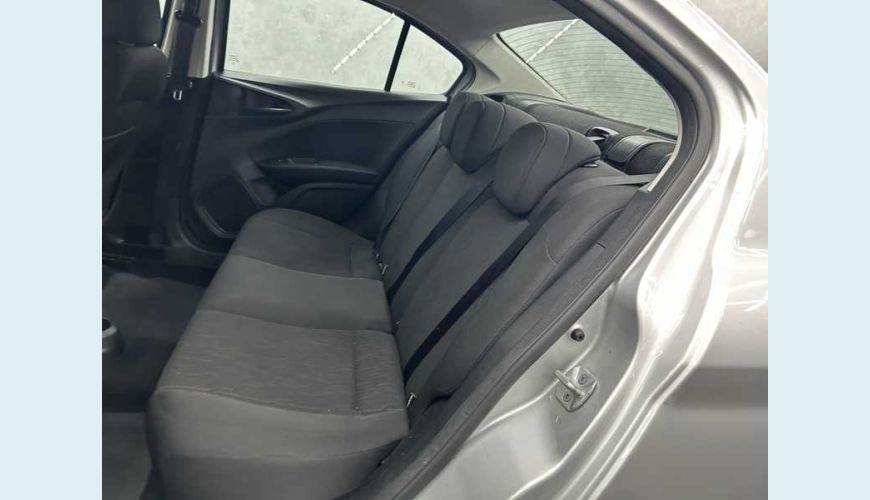 FIAT CRONOS DRIVE 1.0 FLEX MT - PRATA - 2023 Foto 10 (Grande)