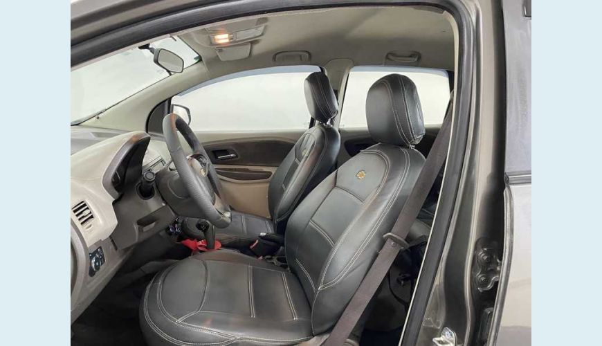 CHEVROLET SPIN LTZ 7S 1.8 FLEX - CINZA - 2015 Foto 10 (Grande)