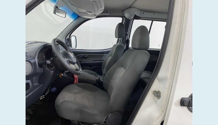 FIAT DOBLO ESSENCE 1.8 5L FLEX - BRANCO - 2018 Foto 10 (Grande)
